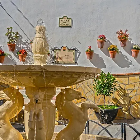 Balcones De Bentomiz Apartahotel Vélez