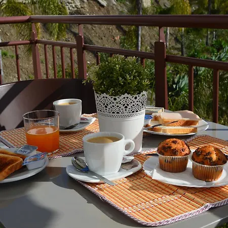 Balcones De Bentomiz 3*